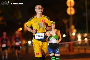 HO CHI MINH CITY NIGHT RUN EXIMBANK 2024 - Ảnh #2160473