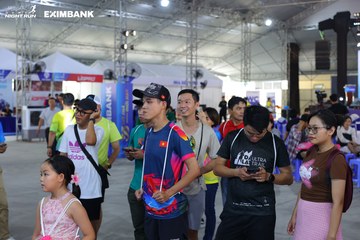 HO CHI MINH CITY NIGHT RUN EXIMBANK 2024 - Ảnh #1965624