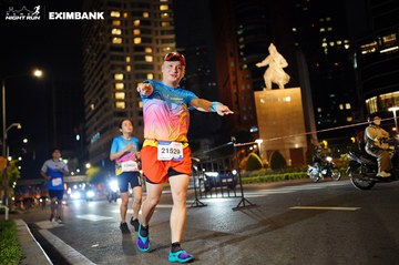 HO CHI MINH CITY NIGHT RUN EXIMBANK 2024 - Ảnh #1991335