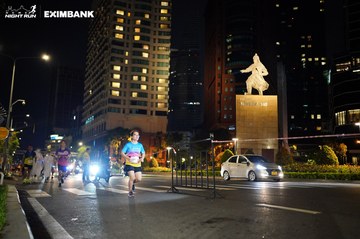 HO CHI MINH CITY NIGHT RUN EXIMBANK 2024 - Ảnh #1990887