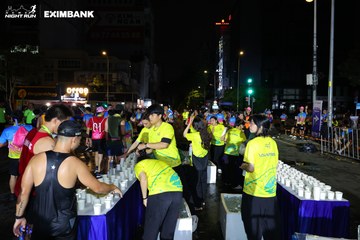 HO CHI MINH CITY NIGHT RUN EXIMBANK 2024 - Ảnh #2012420