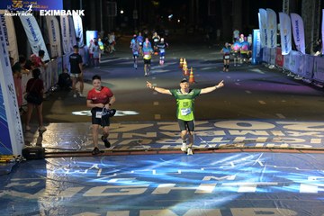 HO CHI MINH CITY NIGHT RUN EXIMBANK 2024 - Ảnh #2033186