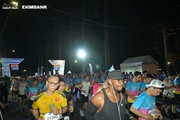HO CHI MINH CITY NIGHT RUN EXIMBANK 2024 - Ảnh #1970800