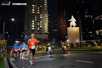 HO CHI MINH CITY NIGHT RUN EXIMBANK 2024 - Ảnh #1991244