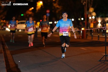 HO CHI MINH CITY NIGHT RUN EXIMBANK 2024 - Ảnh #2159208