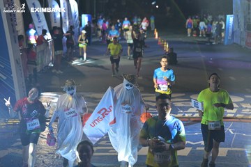 HO CHI MINH CITY NIGHT RUN EXIMBANK 2024 - Ảnh #2032738