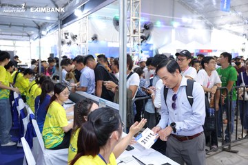 HO CHI MINH CITY NIGHT RUN EXIMBANK 2024 - Ảnh #1964270