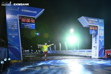 HO CHI MINH CITY NIGHT RUN EXIMBANK 2024 - Ảnh #2061613