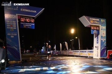 HO CHI MINH CITY NIGHT RUN EXIMBANK 2024 - Ảnh #2061530