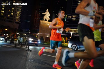 HO CHI MINH CITY NIGHT RUN EXIMBANK 2024 - Ảnh #1989203