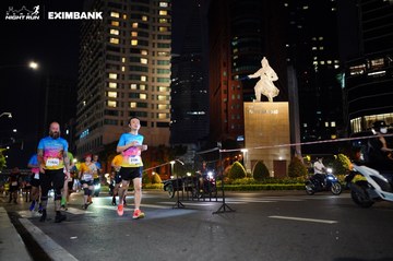 HO CHI MINH CITY NIGHT RUN EXIMBANK 2024 - Ảnh #1990648