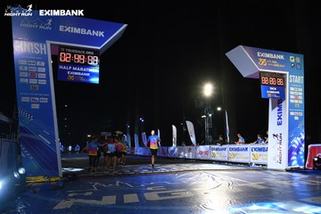 HO CHI MINH CITY NIGHT RUN EXIMBANK 2024 - Ảnh #2064663