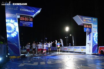 HO CHI MINH CITY NIGHT RUN EXIMBANK 2024 - Ảnh #2061846