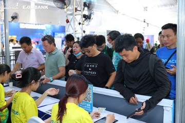 HO CHI MINH CITY NIGHT RUN EXIMBANK 2024 - Ảnh #1965966
