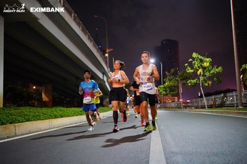 HO CHI MINH CITY NIGHT RUN EXIMBANK 2024 - Ảnh #1988644