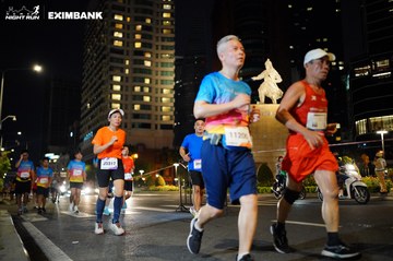 HO CHI MINH CITY NIGHT RUN EXIMBANK 2024 - Ảnh #1989949