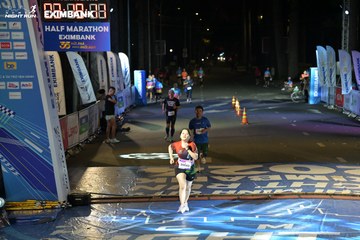 HO CHI MINH CITY NIGHT RUN EXIMBANK 2024 - Ảnh #2027405