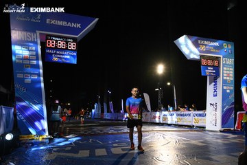 HO CHI MINH CITY NIGHT RUN EXIMBANK 2024 - Ảnh #2060650