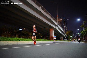 HO CHI MINH CITY NIGHT RUN EXIMBANK 2024 - Ảnh #1988775