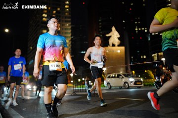 HO CHI MINH CITY NIGHT RUN EXIMBANK 2024 - Ảnh #1991623