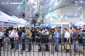 HO CHI MINH CITY NIGHT RUN EXIMBANK 2024 - Ảnh #1964748