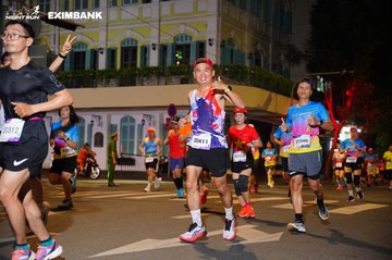 HO CHI MINH CITY NIGHT RUN EXIMBANK 2024 - Ảnh #2031659