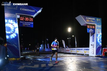 HO CHI MINH CITY NIGHT RUN EXIMBANK 2024 - Ảnh #2060433