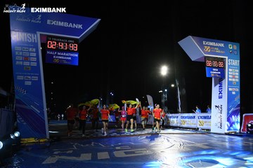 HO CHI MINH CITY NIGHT RUN EXIMBANK 2024 - Ảnh #2062512