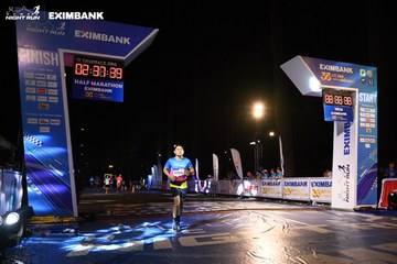HO CHI MINH CITY NIGHT RUN EXIMBANK 2024 - Ảnh #2059412