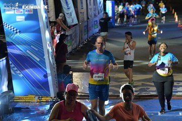 HO CHI MINH CITY NIGHT RUN EXIMBANK 2024 - Ảnh #2028424