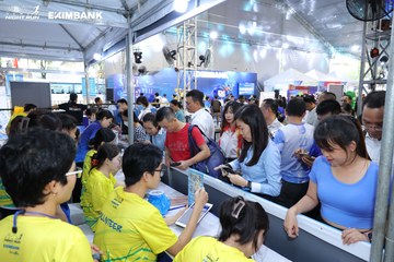 HO CHI MINH CITY NIGHT RUN EXIMBANK 2024 - Ảnh #1964613