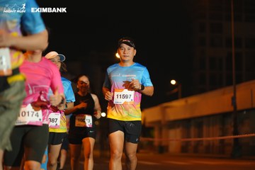 HO CHI MINH CITY NIGHT RUN EXIMBANK 2024 - Ảnh #2031058