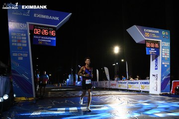 HO CHI MINH CITY NIGHT RUN EXIMBANK 2024 - Ảnh #2062528