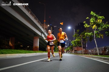 HO CHI MINH CITY NIGHT RUN EXIMBANK 2024 - Ảnh #1988674