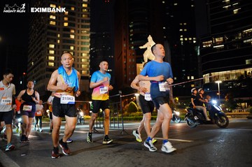 HO CHI MINH CITY NIGHT RUN EXIMBANK 2024 - Ảnh #1990270