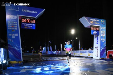 HO CHI MINH CITY NIGHT RUN EXIMBANK 2024 - Ảnh #2065320