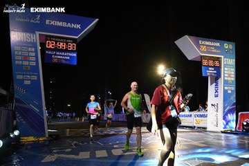 HO CHI MINH CITY NIGHT RUN EXIMBANK 2024 - Ảnh #2064578
