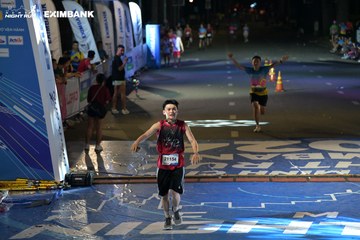 HO CHI MINH CITY NIGHT RUN EXIMBANK 2024 - Ảnh #2033484