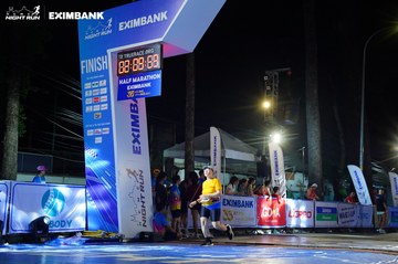HO CHI MINH CITY NIGHT RUN EXIMBANK 2024 - Ảnh #2034275