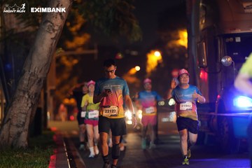 HO CHI MINH CITY NIGHT RUN EXIMBANK 2024 - Ảnh #2160797