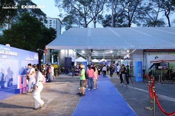 HO CHI MINH CITY NIGHT RUN EXIMBANK 2024 - Ảnh #1964765