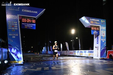 HO CHI MINH CITY NIGHT RUN EXIMBANK 2024 - Ảnh #2063876