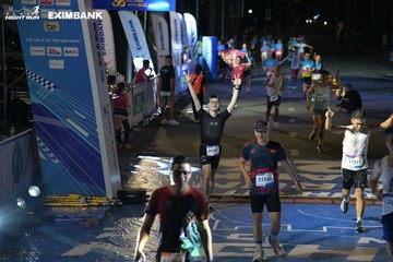 HO CHI MINH CITY NIGHT RUN EXIMBANK 2024 - Ảnh #2035119