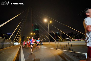 HO CHI MINH CITY NIGHT RUN EXIMBANK 2024 - Ảnh #2023062