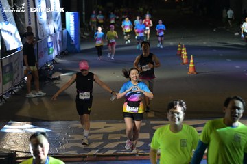 HO CHI MINH CITY NIGHT RUN EXIMBANK 2024 - Ảnh #2027008