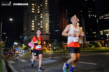 HO CHI MINH CITY NIGHT RUN EXIMBANK 2024 - Ảnh #1991769