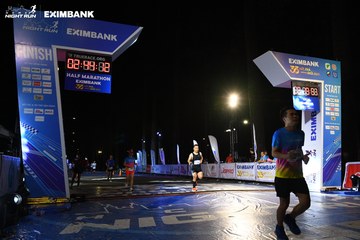 HO CHI MINH CITY NIGHT RUN EXIMBANK 2024 - Ảnh #2064056