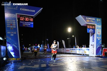 HO CHI MINH CITY NIGHT RUN EXIMBANK 2024 - Ảnh #2066096