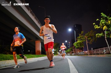 HO CHI MINH CITY NIGHT RUN EXIMBANK 2024 - Ảnh #1988810