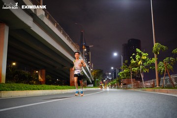 HO CHI MINH CITY NIGHT RUN EXIMBANK 2024 - Ảnh #1988549